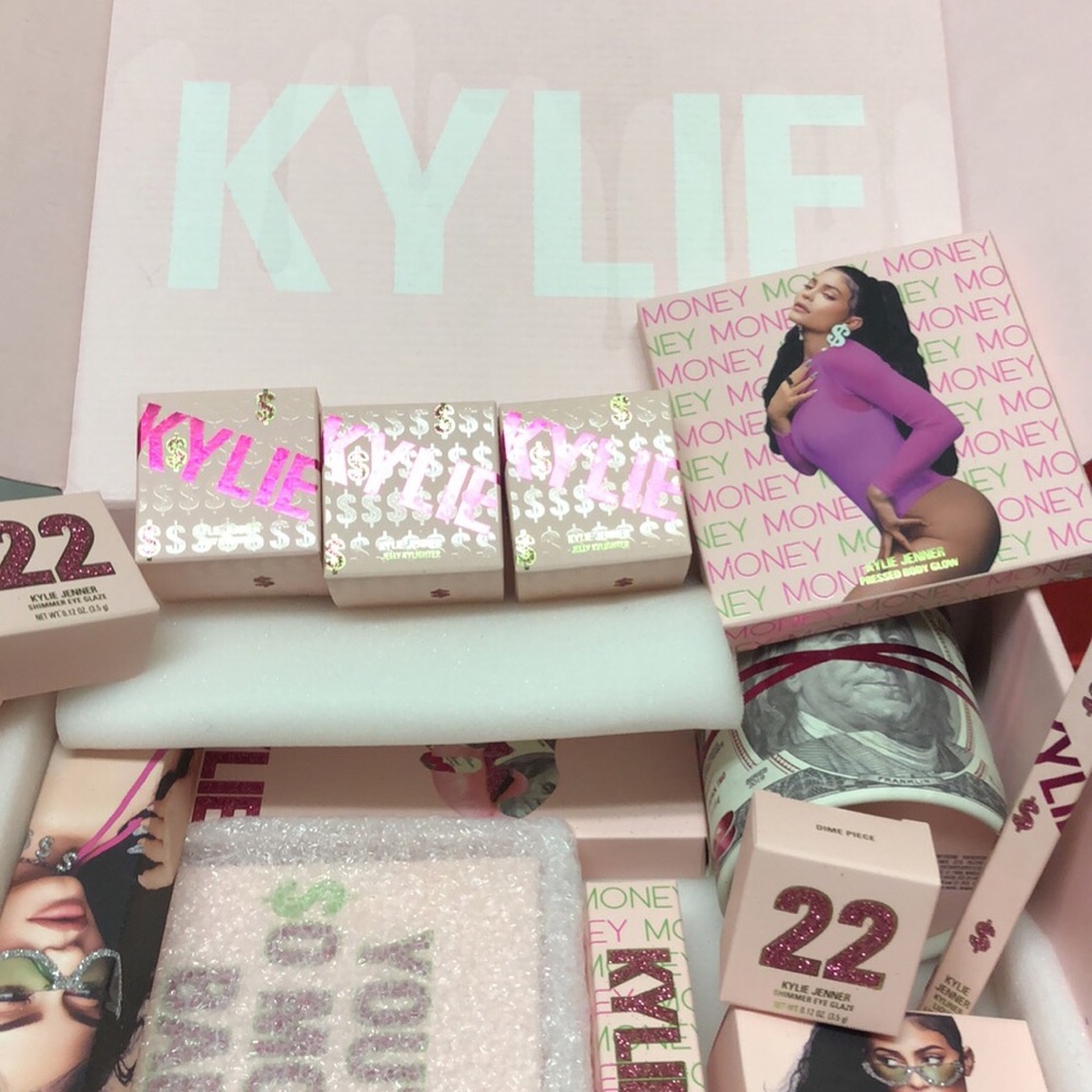 Makeup full set kJ bday